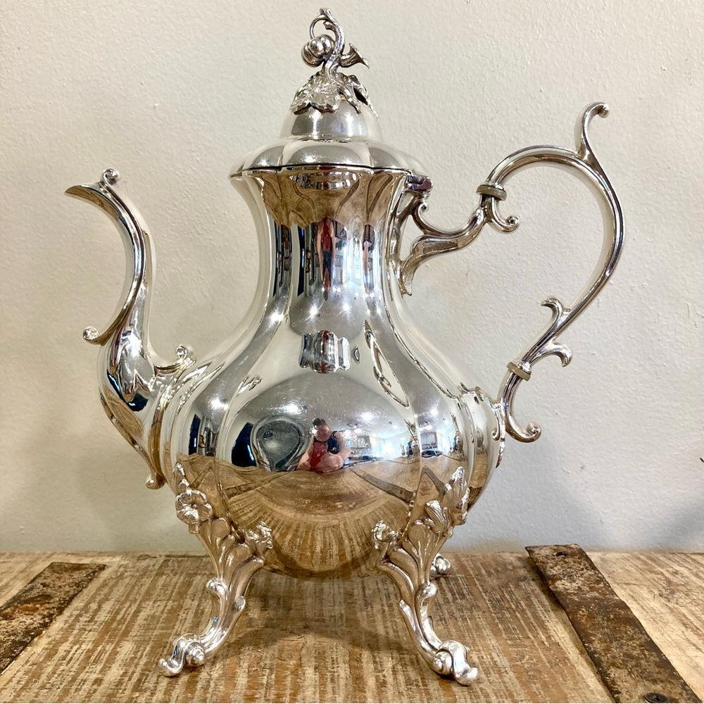 Vintage 1957 Reed & Barton Silver Plated Coffee Tea Pot #1795 Winthrop Pumpkin